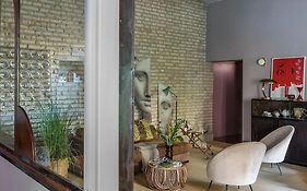 Exclusive, Elegant Apt @Monti